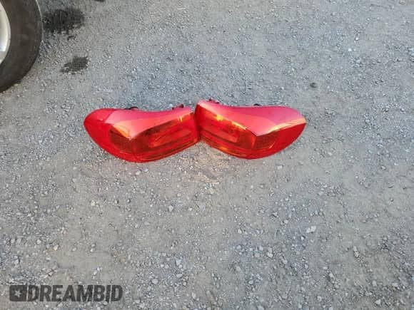 2012 Volkswagen Tiguan S с VIN WVGBV7AX5CW592684, выставлен на аукционе Copart как лот 83964015 с пробегом 101 083 миль миль и Чистый • Clean title. История ставок и продаж доступна на DreamBid. Изображение 13.