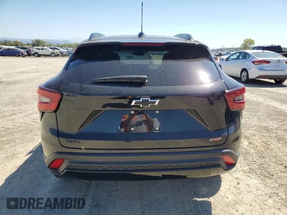 2024 Chevrolet Trax 2RS с VIN KL77LJE21RC153520, выставлен на аукционе Copart как лот 70948645 с пробегом 18 557 миль миль и Списание • Salvage title. История ставок и продаж доступна на DreamBid. Изображение 6.