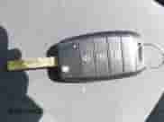 2019 Kia Sorento LX z VIN 5XYPGDA36KG547216, wystawiony jako IAAI lot #43092305 z przebiegiem 162 976 mil mil oraz . Historia ofert i sprzedaży dostępna na DreamBid. Obrazek 11.