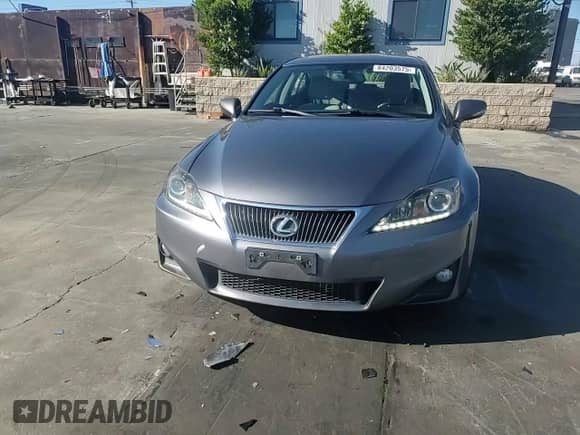 2012 Lexus IS 250 z VIN JTHBF5C21C5182766, wystawiony jako Copart lot #84203575 z przebiegiem 173 832 mil mil oraz Szkoda całkowita • Salvage title. Historia ofert i sprzedaży dostępna na DreamBid. Obrazek 13.