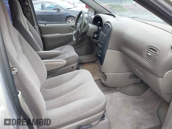 2002 Dodge Caravan Sport with VIN 1B4GP44302B671470, listed as a IAAI auction lot 43462538 with 208,961 mi miles and . Bid and sale history available at DreamBid. Image 5.
