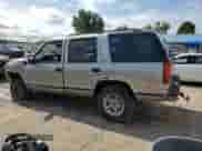 1998 Chevrolet Tahoe с VIN 1GNEK13R1WJ345984, выставлен на аукционе Copart как лот 68302345 с пробегом 235 484 миль миль и Списание • Salvage title. История ставок и продаж доступна на DreamBid. Изображение 2.