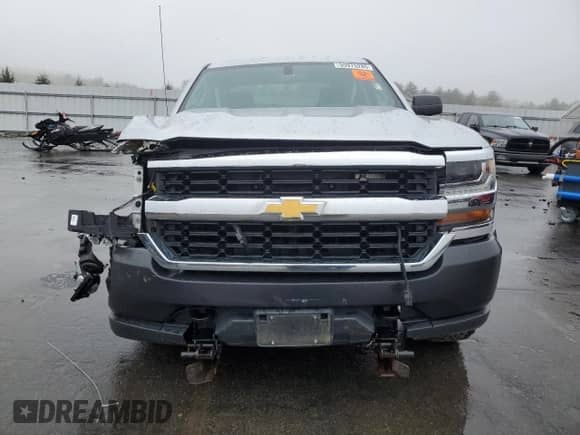 2019 Chevrolet Silverado 1500 Work Truck z VIN 2GCVKNEC7K1174137, wystawiony jako Copart lot #55975285 z przebiegiem Nie podano mil oraz Szkoda całkowita • Salvage title. Historia ofert i sprzedaży dostępna na DreamBid. Obrazek 5.
