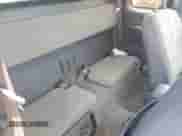 1998 Toyota Tacoma z VIN 4TASM92N7WZ121828, wystawiony jako Copart lot #64122235 z przebiegiem 200 637 mil mil oraz Szkoda całkowita • Salvage title. Historia ofert i sprzedaży dostępna na DreamBid. Obrazek 10.