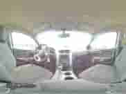 2010 Chevrolet Traverse 1LT z VIN 1GNLVFED4AS145990, wystawiony jako Copart lot #66871975 z przebiegiem Nie podano mil oraz Szkoda całkowita • Salvage title. Historia ofert i sprzedaży dostępna na DreamBid. Obrazek 14.