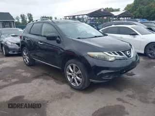 2013 Nissan Murano SL z VIN JN8AZ1MW9DW319452, wystawiony jako IAAI lot #43160369 z przebiegiem 147 735 mil mil oraz . Historia ofert i sprzedaży dostępna na DreamBid. Obrazek 1.