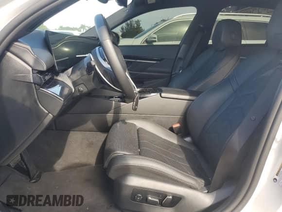 2024 BMW 5 Series 530i with VIN WBA43FJ00RCS12139, listed as a Copart auction lot 80700535 with 38,908 mi miles and Salvage title. Bid and sale history available at DreamBid. Image 7.