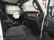 2021 Jeep Wrangler Unlimited Sahara с VIN 1C4HJXEG2MW655357, выставлен на аукционе IAAI как лот 41724695 с пробегом 37 644 миль миль и . История ставок и продаж доступна на DreamBid. Изображение 5.