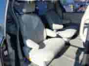 2012 Toyota Sienna z VIN 5TDZK3DC0CS210560, wystawiony jako IAAI lot #42657758 z przebiegiem 190 454 mil mil oraz . Historia ofert i sprzedaży dostępna na DreamBid. Obrazek 8.