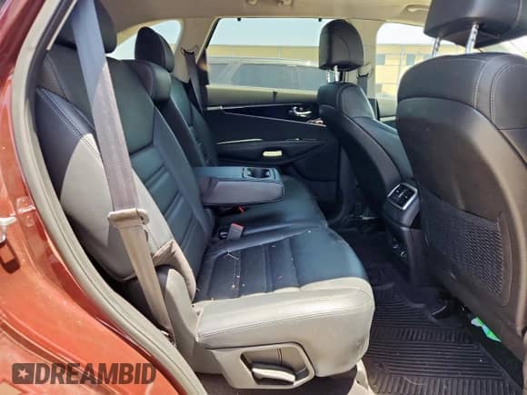 2017 Kia Sorento EX с VIN 5XYPHDA1XHG277458, выставлен на аукционе Copart как лот 65332865 с пробегом 106 682 миль миль и Списание • Salvage title. История ставок и продаж доступна на DreamBid. Изображение 11.