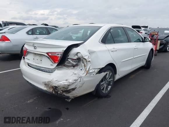 2017 Toyota Camry LE with VIN 4T1BF1FK5HU625113, listed as a IAAI auction lot 43335023 with 35,301 mi miles and . Bid and sale history available at DreamBid. Image 4.