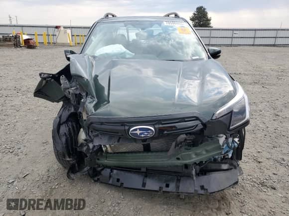 2024 Subaru Forester Limited with VIN JF2SKALC0RH445756, listed as a Copart auction lot 70596985 with 11,369 mi miles and Salvage title. Bid and sale history available at DreamBid. Image 5.