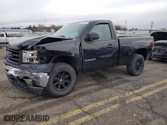 2011 GMC Sierra 1500 Work Truck z VIN 1GTN2TEX1BZ420310, wystawiony jako Copart lot #86095734 z przebiegiem 83 126 mil mil oraz Szkoda całkowita • Salvage title. Historia ofert i sprzedaży dostępna na DreamBid. Obrazek 1.