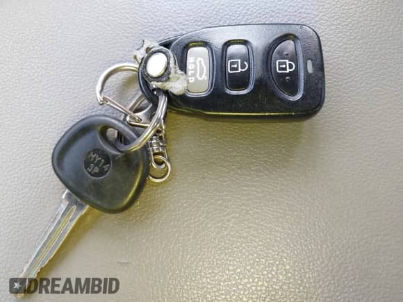 2017 Hyundai Elantra SE with VIN KMHD74LF9HU110419, listed as a IAAI auction lot 43353435 with 167,724 mi miles and . Bid and sale history available at DreamBid. Image 11.