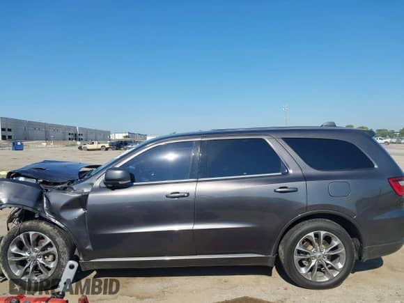 2019 Dodge Durango GT Plus with VIN 1C4RDHDG1KC549600, listed as a IAAI auction lot 42990690 with 124,975 mi miles and . Bid and sale history available at DreamBid. Image 14.