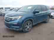 2017 Honda Pilot EX-L z VIN 5FNYF5H78HB013558, wystawiony jako IAAI lot #41555582 z przebiegiem 55 639 mil mil oraz . Historia ofert i sprzedaży dostępna na DreamBid. Obrazek 2.