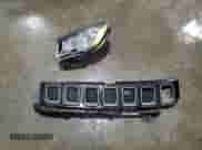 2019 Jeep Compass Trailhawk с VIN 3C4NJDDB5KT661664, выставлен на аукционе Copart как лот 57507865 с пробегом 177 679 миль миль и Списание • Salvage title. История ставок и продаж доступна на DreamBid. Изображение 13.