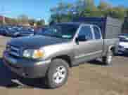 2005 Toyota Tundra SR5 с VIN 5TBBT44195S469630, выставлен на аукционе IAAI как лот 43458944 с пробегом 284 948 миль миль и . История ставок и продаж доступна на DreamBid. Изображение 17.