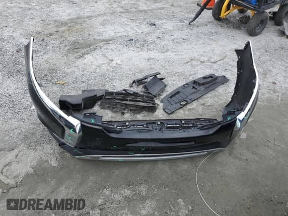 2020 Mitsubishi Outlander ES z VIN JA4AZ3A31LZ020921, wystawiony jako Copart lot #67187745 z przebiegiem 63 784 mil mil oraz Szkoda całkowita • Salvage title. Historia ofert i sprzedaży dostępna na DreamBid. Obrazek 13.