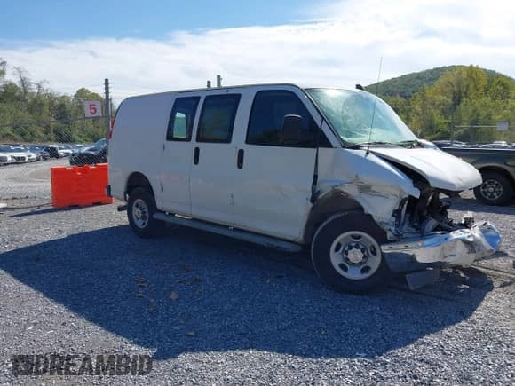 2020 Chevrolet Express Cargo with VIN 1GCWGAFGXL1175838, listed as a IAAI auction lot 43331891 with Not provided miles and . Bid and sale history available at DreamBid. Image 1.