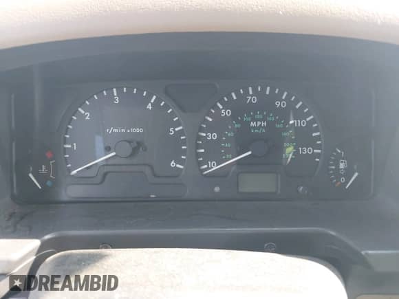 2002 Land Rover Discovery Cloth с VIN SALTY15492A737047, выставлен на аукционе IAAI как лот 42723160 с пробегом Не указан миль и . История ставок и продаж доступна на DreamBid. Изображение 7.