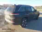 2024 Jeep Grand Cherokee с VIN 1C4RJYB6XRC710880, выставлен на аукционе IAAI как лот 43550812 с пробегом 73 819 миль миль и . История ставок и продаж доступна на DreamBid. Изображение 4.