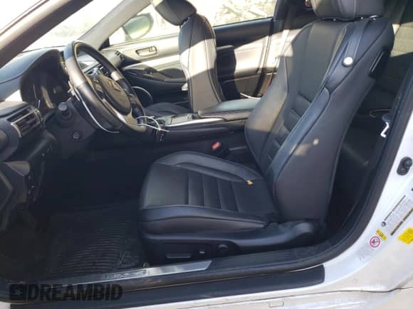 2019 Lexus RC 350 z VIN JTHHZ5BC8K5019350, wystawiony jako Copart lot #42231895 z przebiegiem 81 701 mil mil oraz Szkoda całkowita • Salvage title. Historia ofert i sprzedaży dostępna na DreamBid. Obrazek 7.