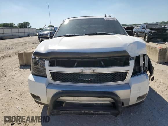 2007 Chevrolet Avalanche 3LT с VIN 3GNFK12377G228351, выставлен на аукционе Copart как лот 70209955 с пробегом 215 123 миль миль и Списание • Salvage title. История ставок и продаж доступна на DreamBid. Изображение 5.