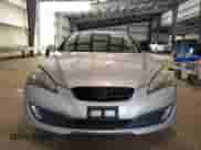 2010 Hyundai Genesis Coupe Track z VIN KMHHU6KH8AU005191, wystawiony jako Copart lot #78916554 z przebiegiem Nie podano mil oraz Szkoda całkowita • Salvage title. Historia ofert i sprzedaży dostępna na DreamBid. Obrazek 5.