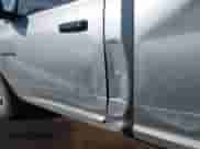 2010 Dodge 1500 Sport z VIN 3D7JV1ET4AG106498, wystawiony jako IAAI lot #40344688 z przebiegiem 158 660 mil mil oraz . Historia ofert i sprzedaży dostępna na DreamBid. Obrazek 20.