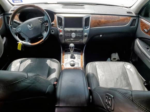 2012 Hyundai Equus Signature с VIN KMHGH4JH3CU051634, выставлен на аукционе Copart как лот 64385195 с пробегом 133 692 миль миль и Чистый • Clean title. История ставок и продаж доступна на DreamBid. Изображение 8.