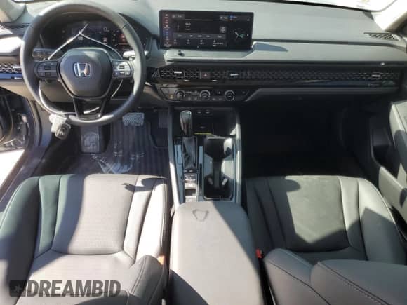 2025 Honda Accord EX-L с VIN 1HGCY2F60SA037125, выставлен на аукционе Copart как лот 70327085 с пробегом 1 730 миль миль и Списание • Salvage title. История ставок и продаж доступна на DreamBid. Изображение 8.