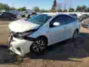 2018 Toyota Prius Plus z VIN JTDKARFP0J3079152, wystawiony jako Copart lot #80650285 z przebiegiem 77 519 mil mil oraz Szkoda całkowita • Salvage title. Historia ofert i sprzedaży dostępna na DreamBid. Obrazek 1.