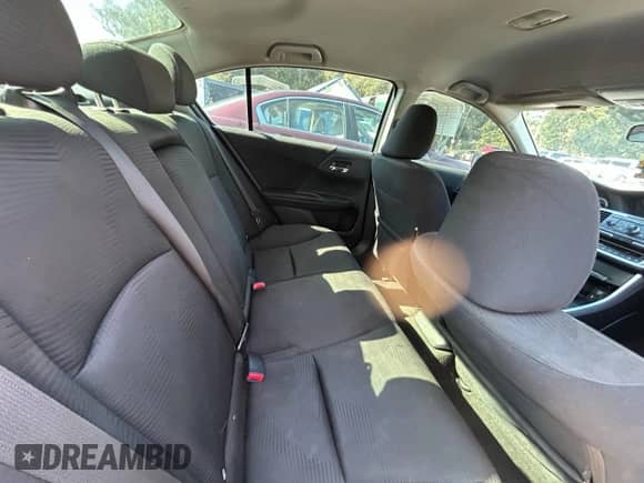 2014 Honda Accord LX с VIN 1HGCR2F31EA053714, выставлен на аукционе Copart как лот 90951845 с пробегом 239 899 миль миль и Чистый • Clean title. История ставок и продаж доступна на DreamBid. Изображение 6.