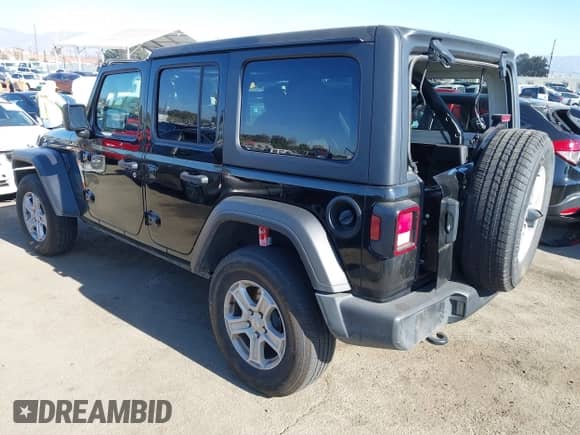 2022 Jeep Wrangler Unlimited Sport S с VIN 1C4HJXDN8NW263081, выставлен на аукционе IAAI как лот 41113466 с пробегом 34 238 миль миль и . История ставок и продаж доступна на DreamBid. Изображение 3.