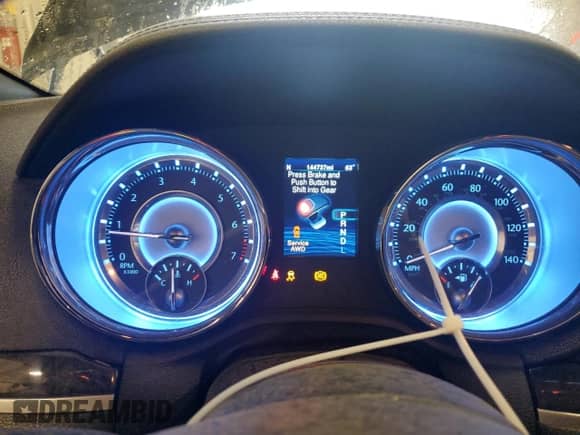 2013 Chrysler 300 C с VIN 2C3CCAKG1DH633956, выставлен на аукционе Copart как лот 61147875 с пробегом 144 737 миль миль и На запчасти • Non repairable. История ставок и продаж доступна на DreamBid. Изображение 9.