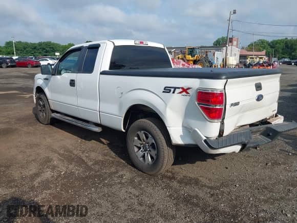 2014 Ford F-150 XL с VIN 1FTEX1EM5EFA22602, выставлен на аукционе IAAI как лот 42681405 с пробегом 249 672 миль миль и . История ставок и продаж доступна на DreamBid. Изображение 3.
