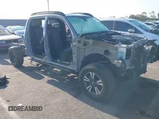 2021 Toyota Tacoma SR5 с VIN 3TMBZ5DN2MM031271, выставлен на аукционе IAAI как лот 43084384 с пробегом 25 258 миль миль и . История ставок и продаж доступна на DreamBid. Изображение 1.