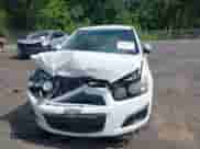 2016 Chevrolet Sonic LS с VIN 1G1JA6SH1G4101986, выставлен на аукционе IAAI как лот 42557864 с пробегом 122 792 миль миль и . История ставок и продаж доступна на DreamBid. Изображение 12.