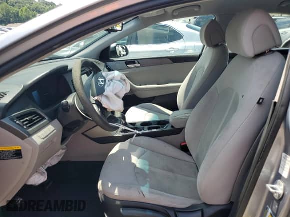 2016 Hyundai Sonata SE с VIN 5NPE24AF2GH297862, выставлен на аукционе Copart как лот 64197975 с пробегом 161 624 миль миль и Списание • Salvage title. История ставок и продаж доступна на DreamBid. Изображение 7.