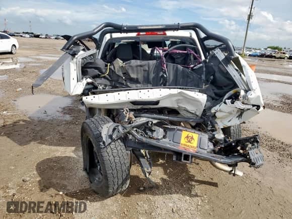 2022 Nissan Frontier Pro-X z VIN 1N6ED1EJ8NN675913, wystawiony jako Copart lot #62930635 z przebiegiem 35 858 mil mil oraz Szkoda całkowita • Salvage title. Historia ofert i sprzedaży dostępna na DreamBid. Obrazek 6.