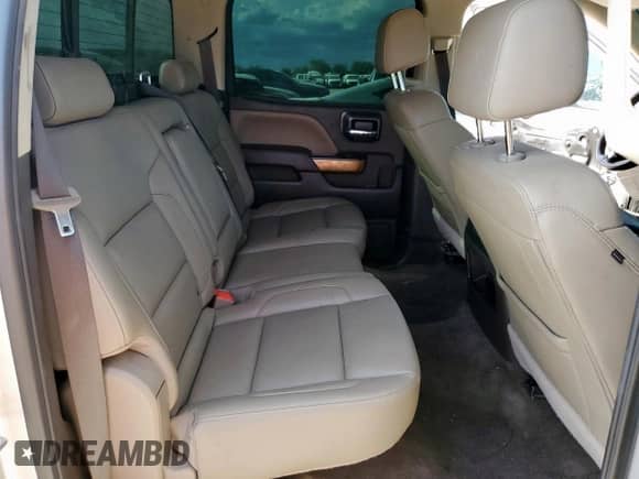 2018 Chevrolet Silverado 1500 LTZ z VIN 3GCPCSECXJG358630, wystawiony jako Copart lot #70010705 z przebiegiem 121 259 mil mil oraz Szkoda całkowita • Salvage title. Historia ofert i sprzedaży dostępna na DreamBid. Obrazek 10.