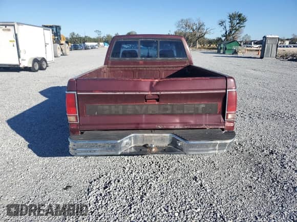 1991 Chevrolet S-10 с VIN 1GCCS19R1M8194351, выставлен на аукционе Copart как лот 82874564 с пробегом 171 584 миль миль и Списание • Salvage title. История ставок и продаж доступна на DreamBid. Изображение 6.