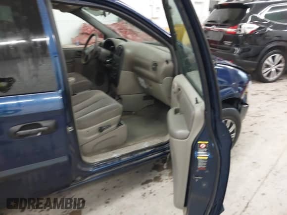 2002 Dodge Caravan z VIN 1B8GP25R02B629533, wystawiony jako IAAI lot #42871014 z przebiegiem 198 776 mil mil oraz . Historia ofert i sprzedaży dostępna na DreamBid. Obrazek 5.