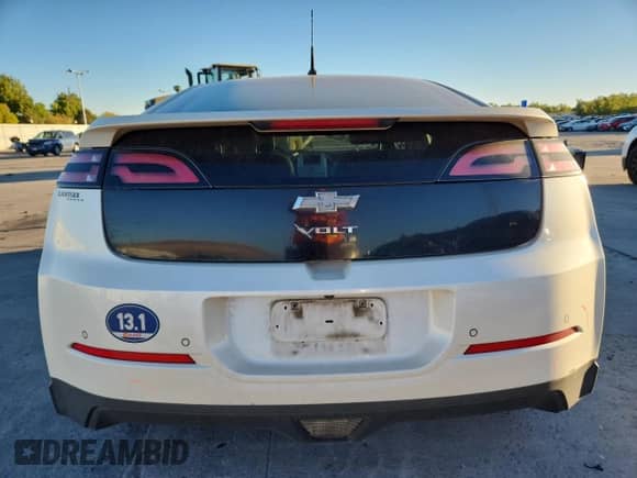 2012 Chevrolet Volt с VIN 1G1RD6E42CU124268, выставлен на аукционе Copart как лот 85202585 с пробегом 176 414 миль миль и Списание • Salvage title. История ставок и продаж доступна на DreamBid. Изображение 6.
