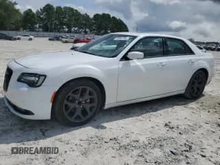 2022 Chrysler 300 S с VIN 2C3CCABG2NH236564, выставлен на аукционе Copart как лот 69991785 с пробегом 50 127 миль миль и Списание • Salvage title. История ставок и продаж доступна на DreamBid. Изображение 1.