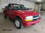 2000 Chevrolet S-10 LS with VIN 1GCDT14W8Y8220545, listed as a Copart auction lot 54485405 with 239,930 mi miles and Salvage title. Bid and sale history available at DreamBid. Image 4.