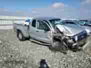 2006 Toyota Tacoma с VIN 5TEUU42N36Z306530, выставлен на аукционе Copart как лот 82293625 с пробегом 220 562 миль миль и Списание • Salvage title. История ставок и продаж доступна на DreamBid. Изображение 4.