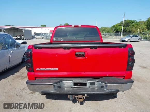 2006 Chevrolet Silverado 1500 LT3 с VIN 1GCEK19Z36Z136862, выставлен на аукционе IAAI как лот 42097096 с пробегом 254 905 миль миль и . История ставок и продаж доступна на DreamBid. Изображение 16.