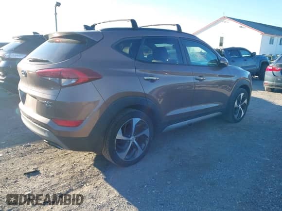 2017 Hyundai Tucson Sport с VIN KM8J3CA21HU306539, выставлен на аукционе IAAI как лот 43550226 с пробегом 149 459 миль миль и . История ставок и продаж доступна на DreamBid. Изображение 4.